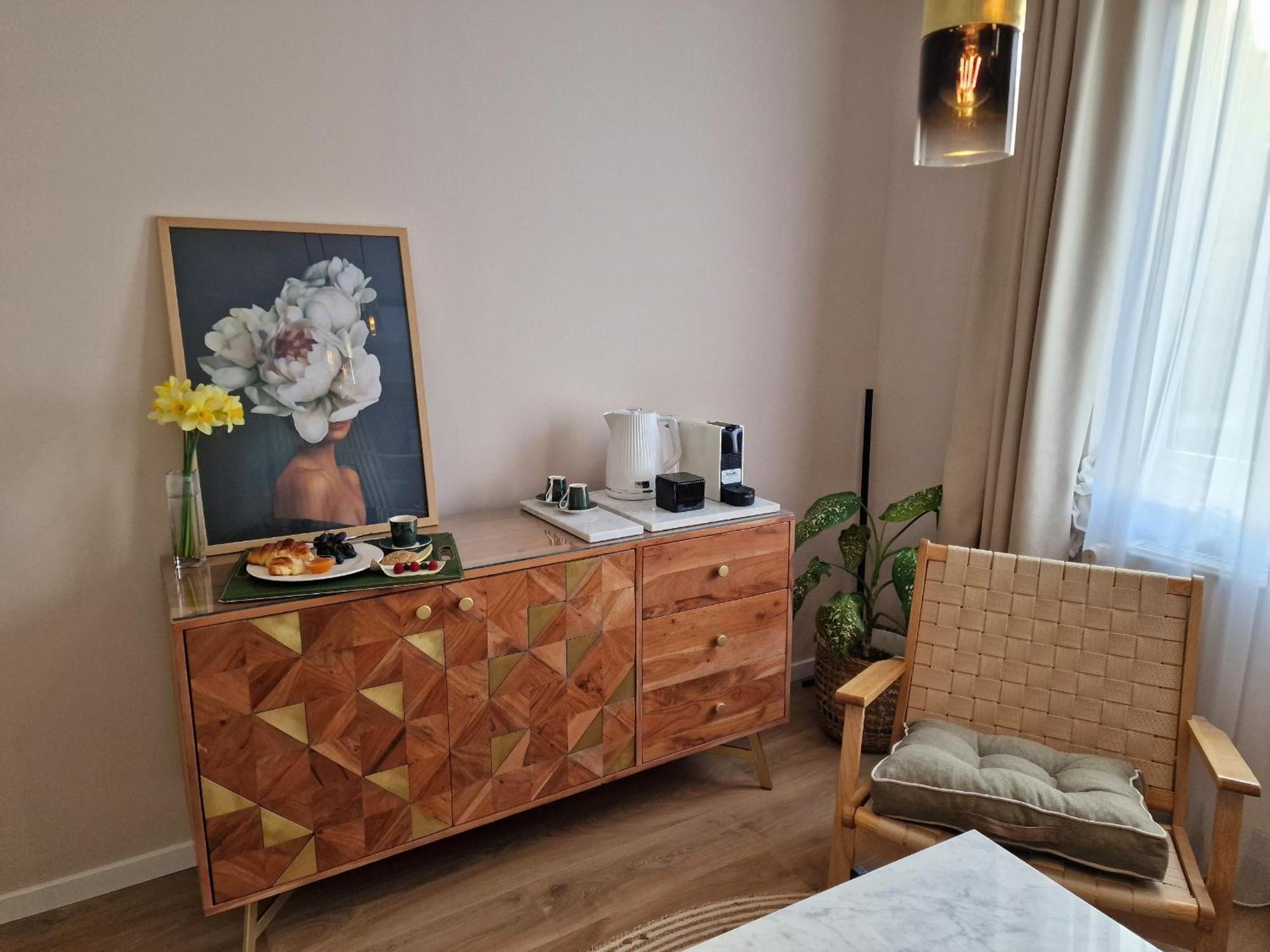 The Secret Garden - Keszthely Bed and Breakfast Buitenkant foto