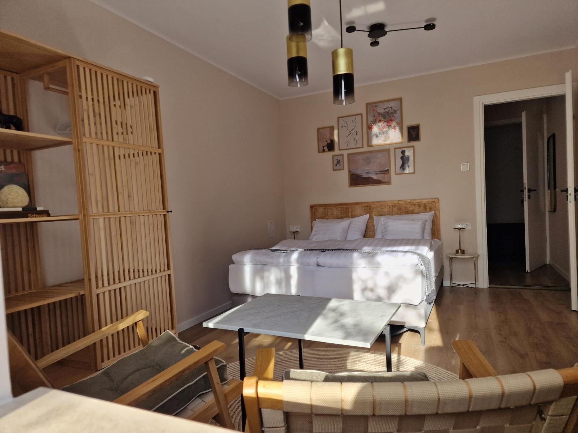 The Secret Garden - Keszthely Bed and Breakfast Buitenkant foto